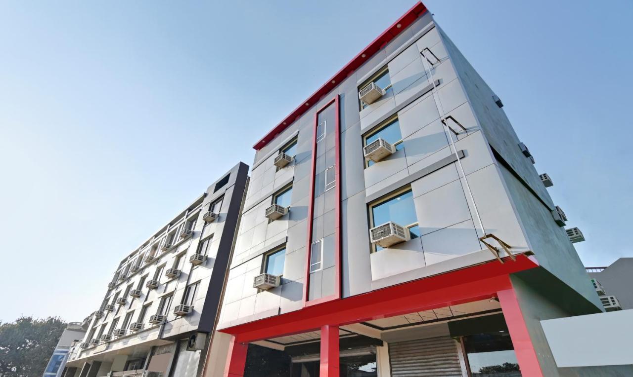 Treebo Resto- Near Lucknow Railway Station Hotel Exterior photo